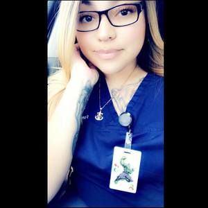 Meet your Posher, Laura